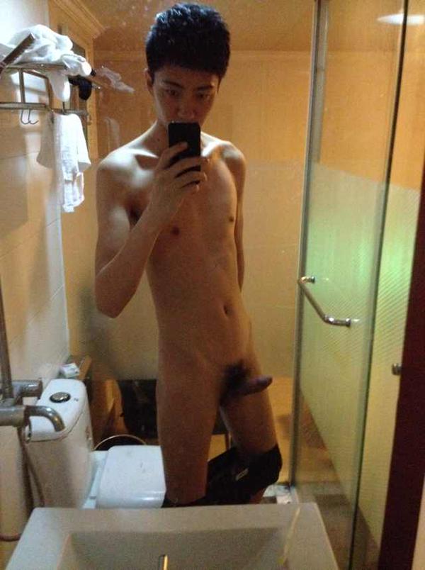  Asian Teen Boys Naked Selfies